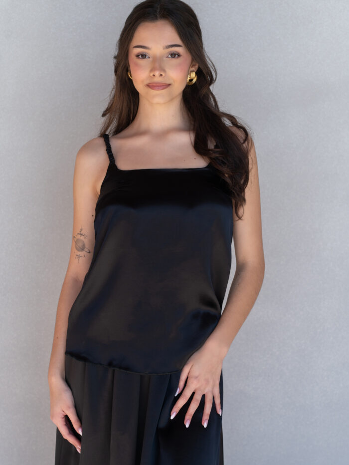 Top satynowy Perla Black basic